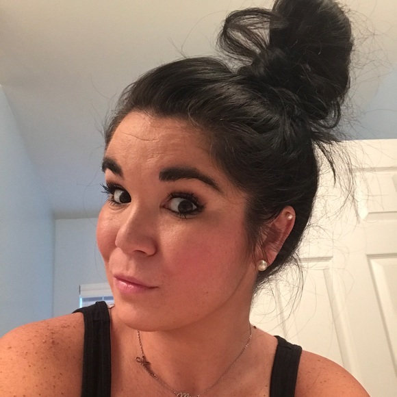 Meet your Posher, Ashley - Picture 1 of 1